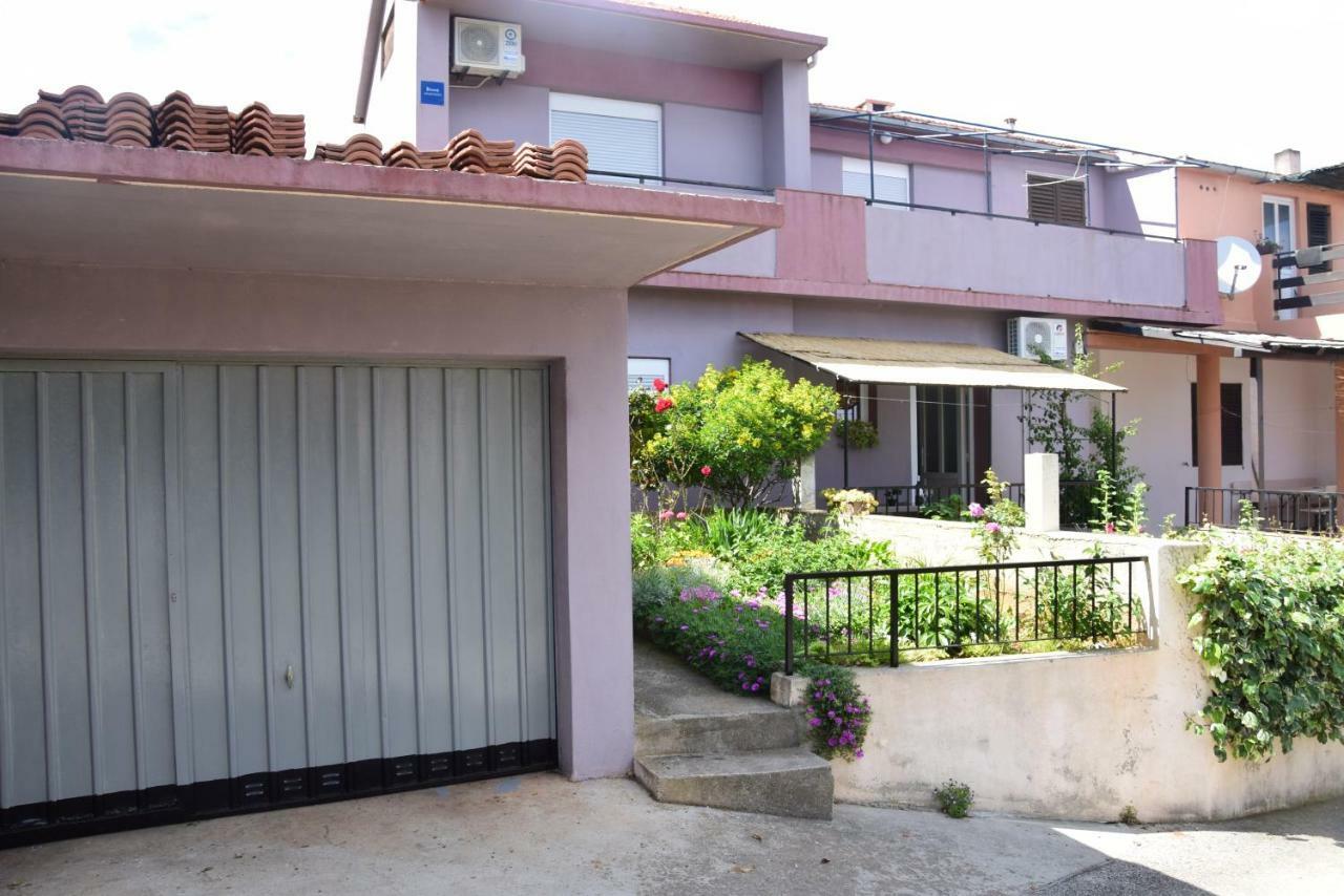 Apartamento Apartman Ana Sali Exterior foto